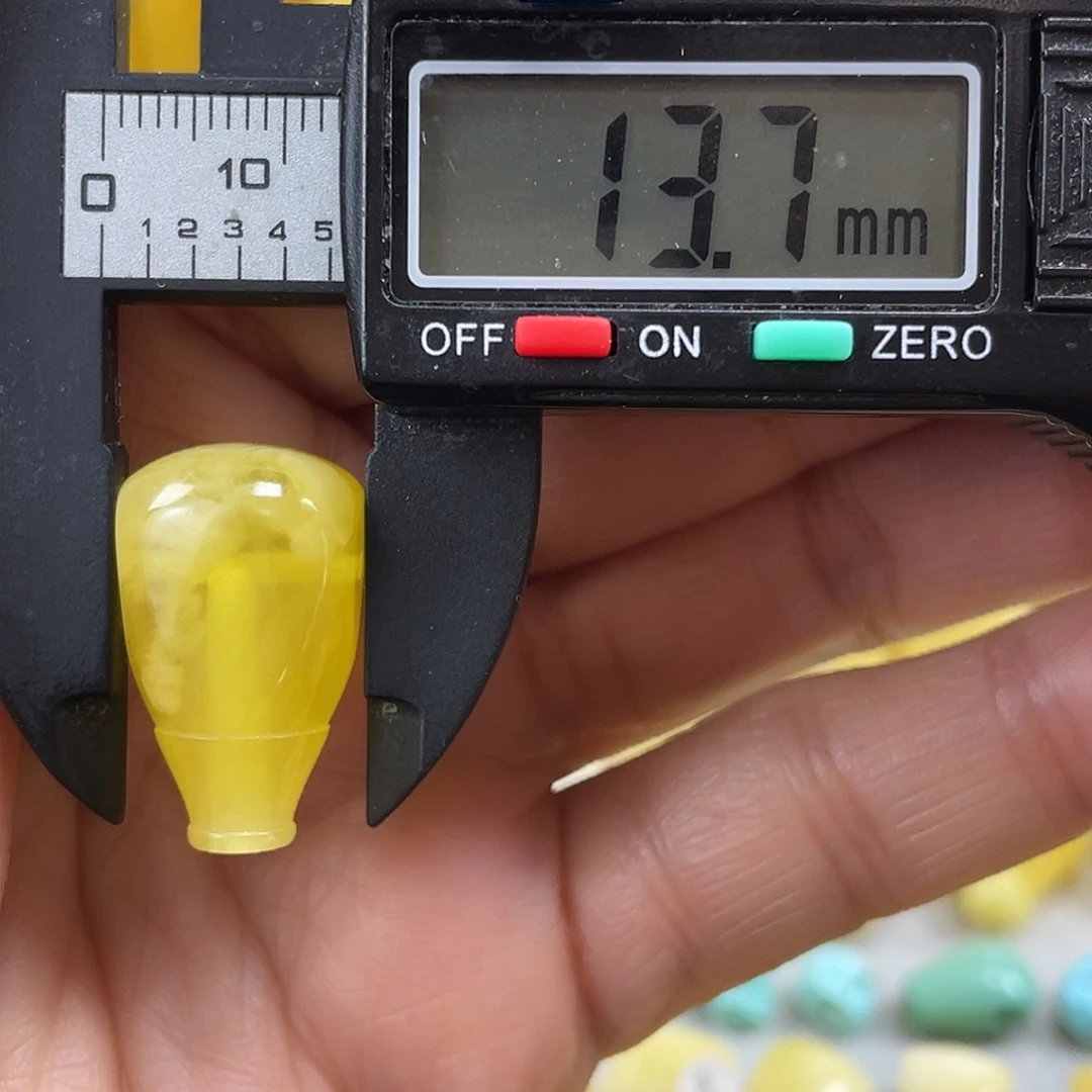 蜜蜡未镶嵌裸石29杂