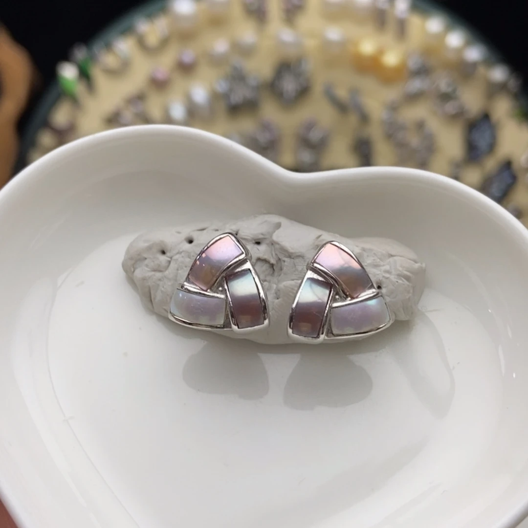 淡水珍珠银S925镶嵌画框炫彩淡水珍珠耳钉