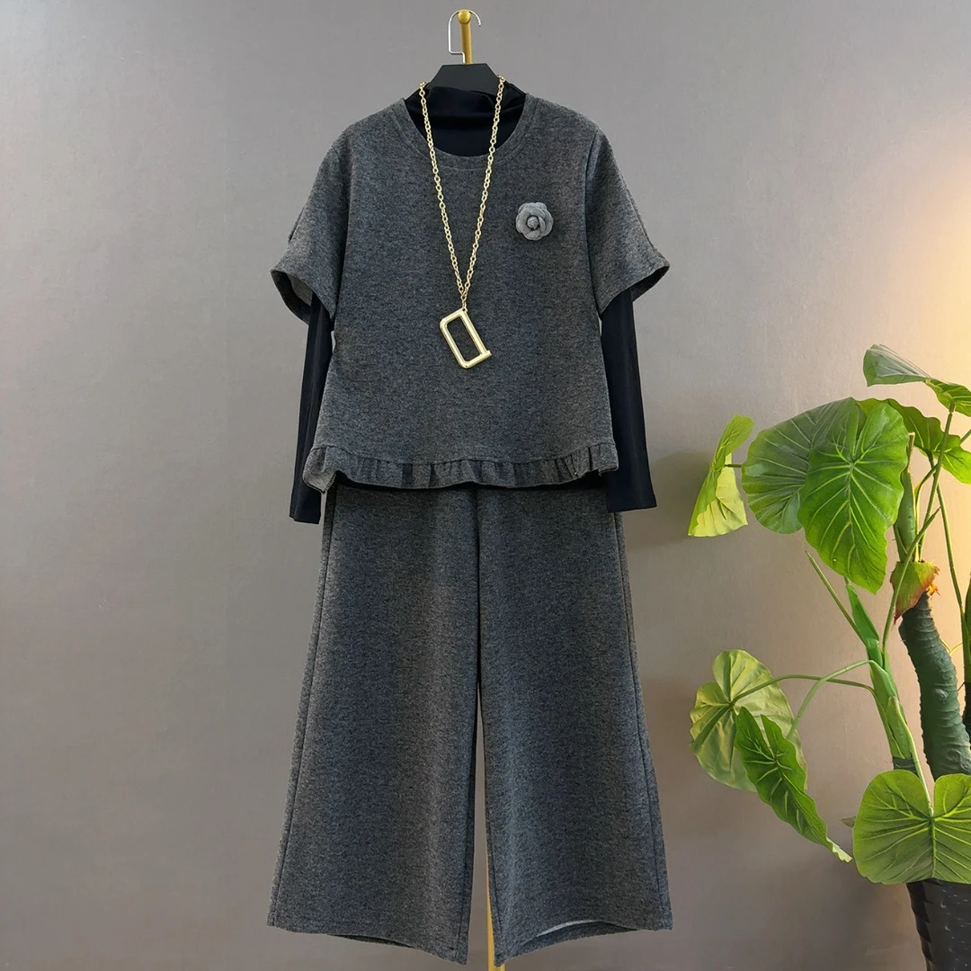 新款减龄半高领长袖衫花朵磨毛半袖阔腿裤宽松洋气大码女三件套