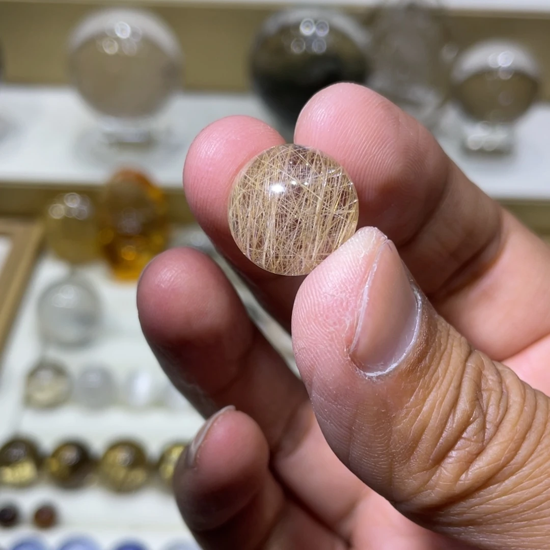 水晶裸石定制未镶嵌?**咪