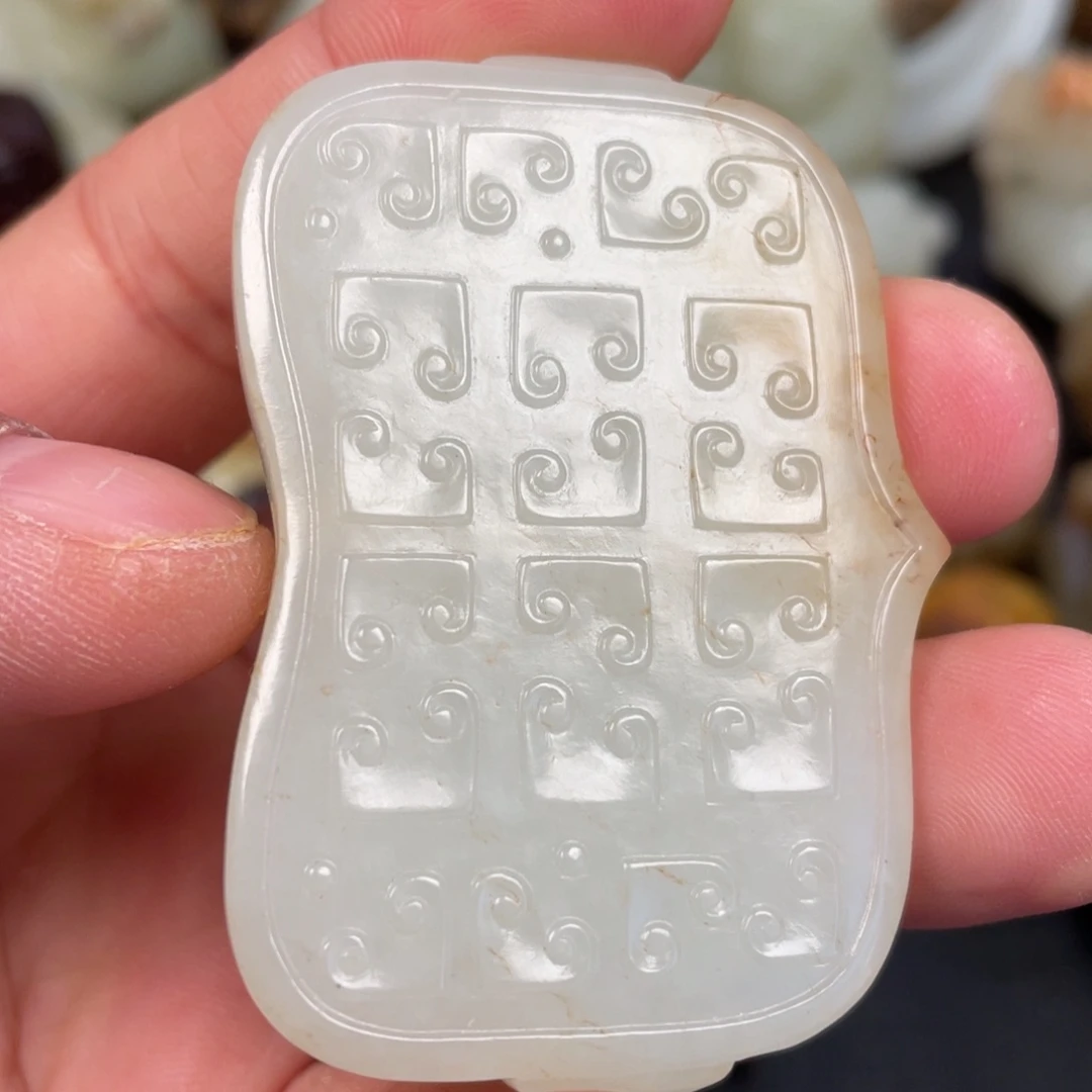 和田玉（糖玉）未镶嵌挂件