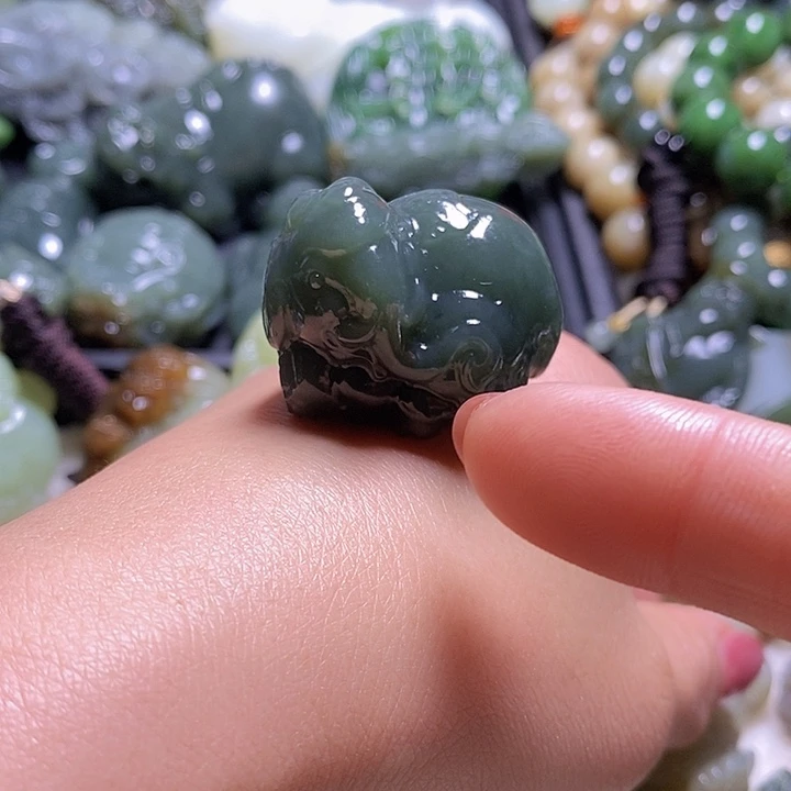 未镶嵌手链和田玉（糖玉）