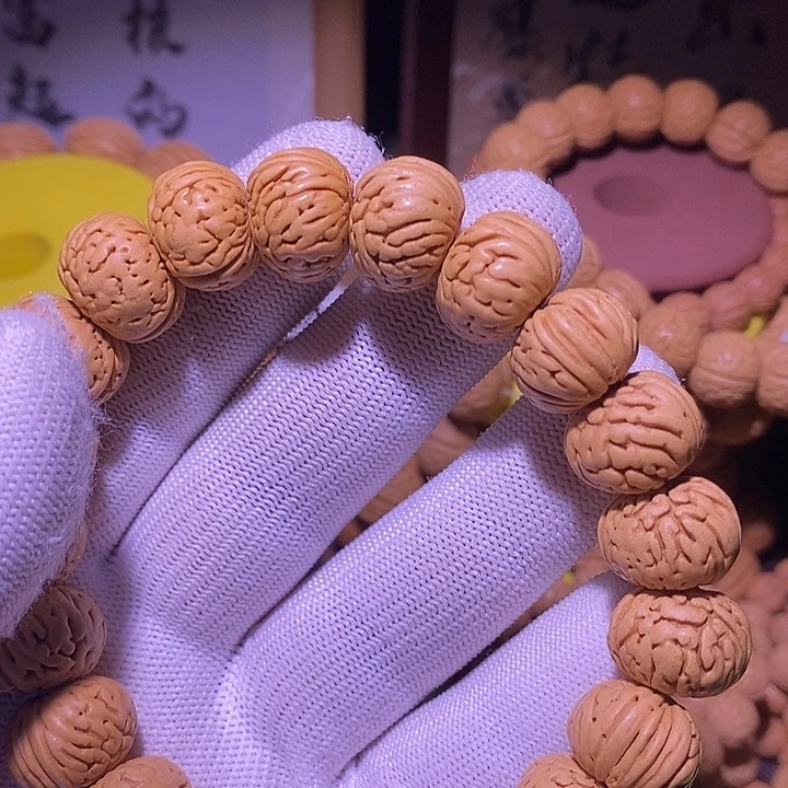打***长手串桃核顺顺利利208.8