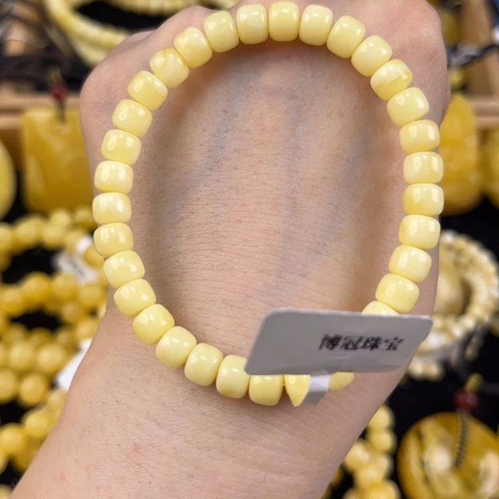 未镶嵌琥珀珠宝奇石琥珀，