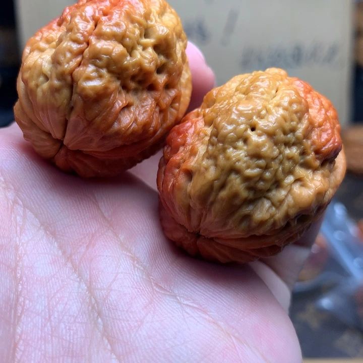 文玩核桃把件M****?高端