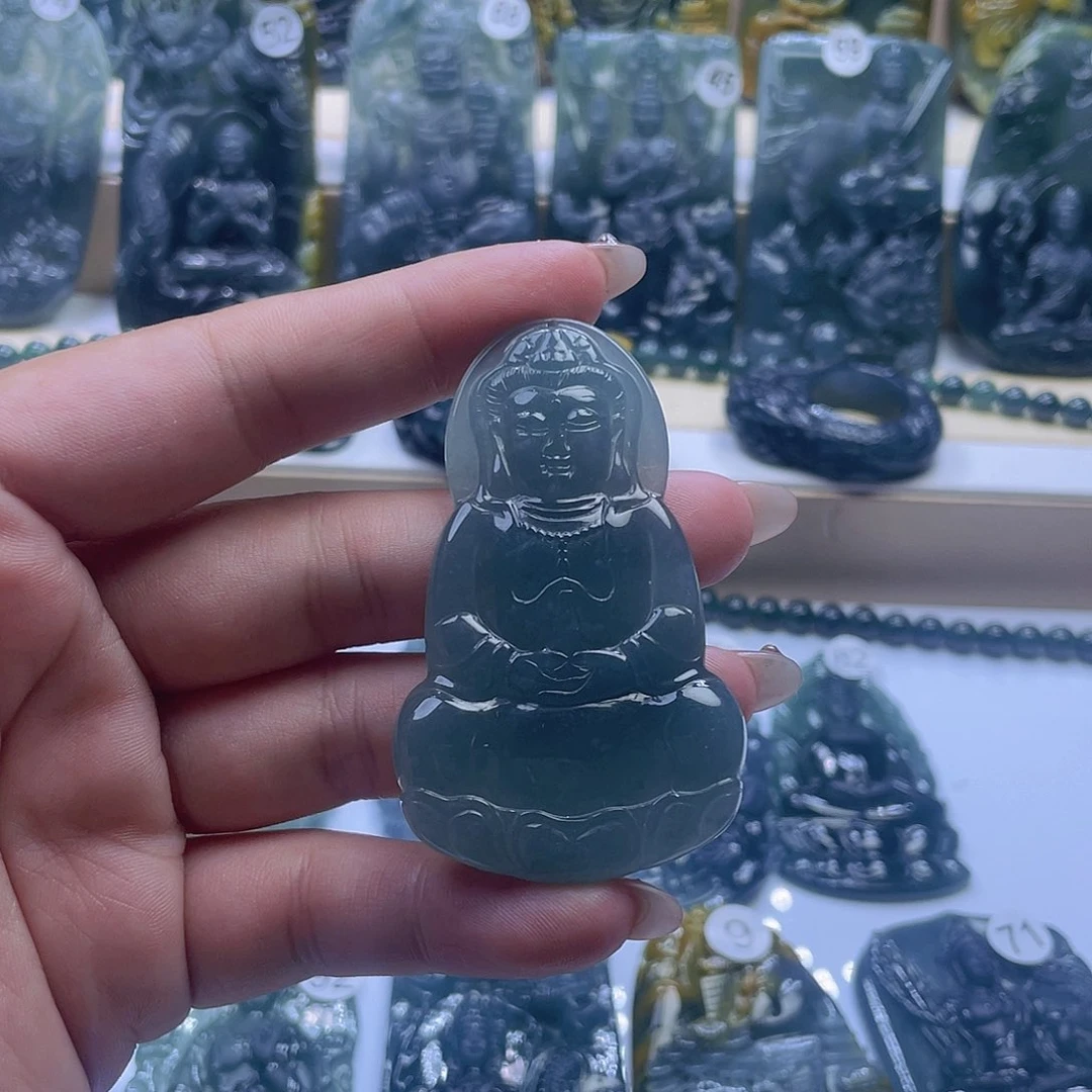 翡翠未镶嵌颈饰翡翠未镶嵌