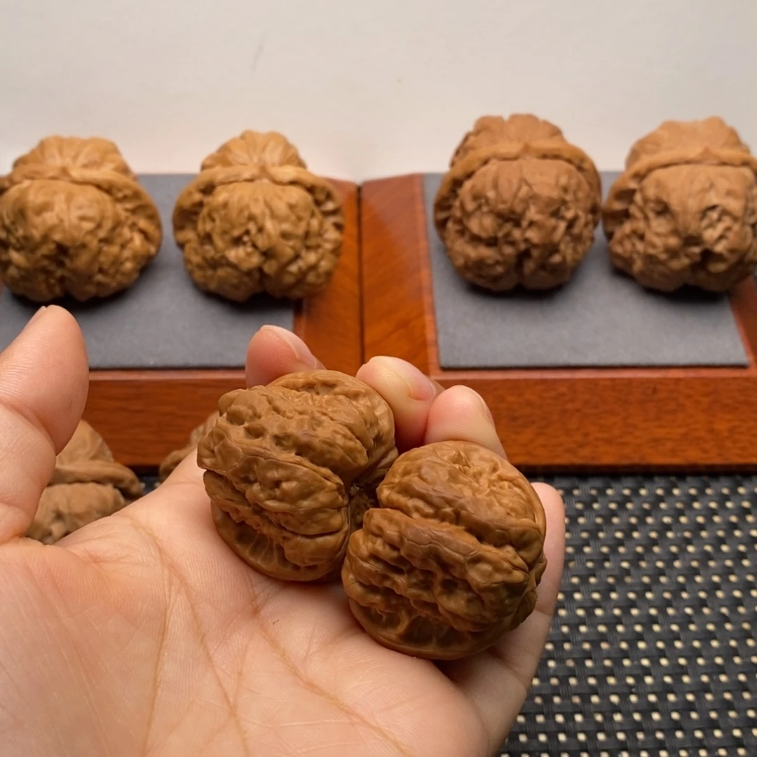 把件文玩核桃边35左右