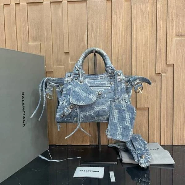 95新/巴黎世家/妃鱼/单肩包/市场价21200/250119LT0033