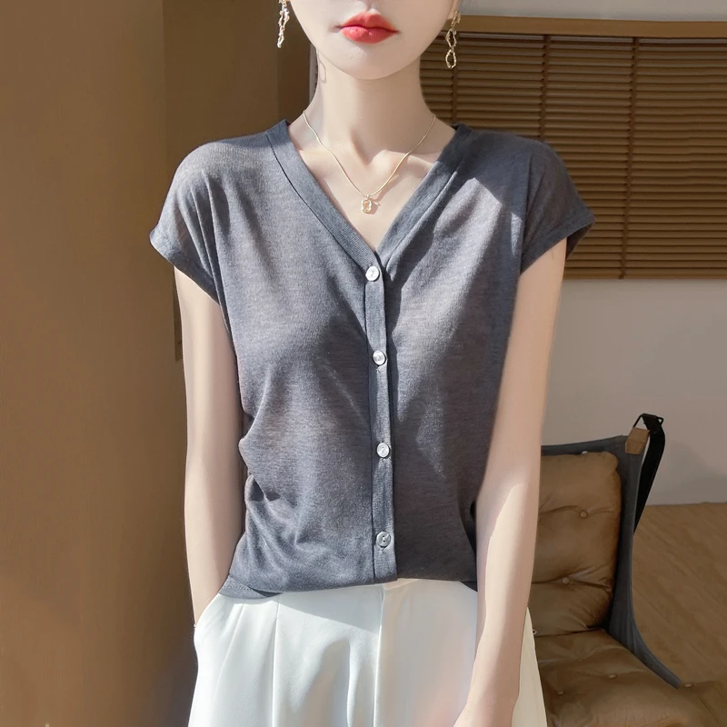 太美啦！2025夏季新品针织v领短袖T恤女宽松百搭显瘦打底衫上衣