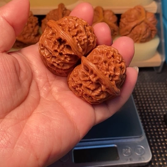 内***傅文玩核桃吊坠核桃