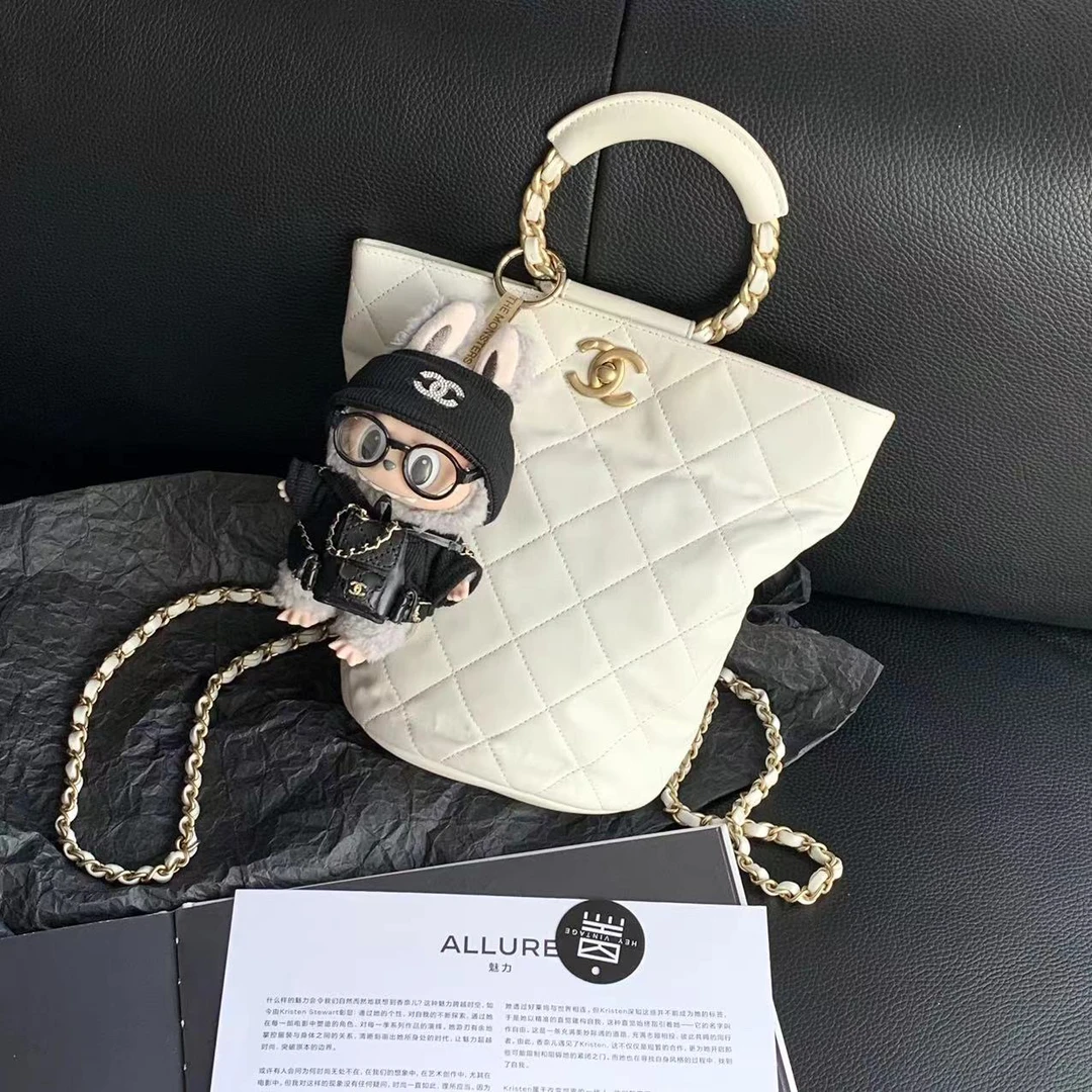 95新 Chanel/香奈儿 白色圆环小水桶包 15cm 14659525