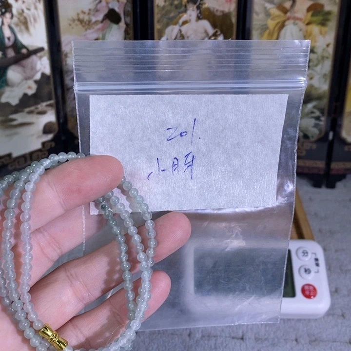 定制翡翠未镶嵌小*牙珠子