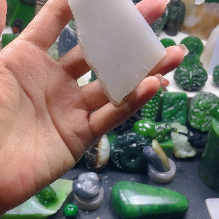 未镶嵌和田玉珠宝半成品