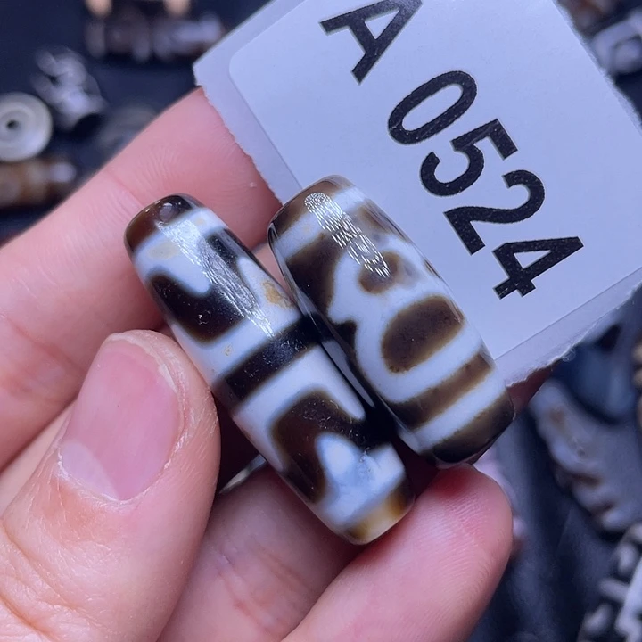 玛瑙/玉髓颈饰未镶嵌瑕疵