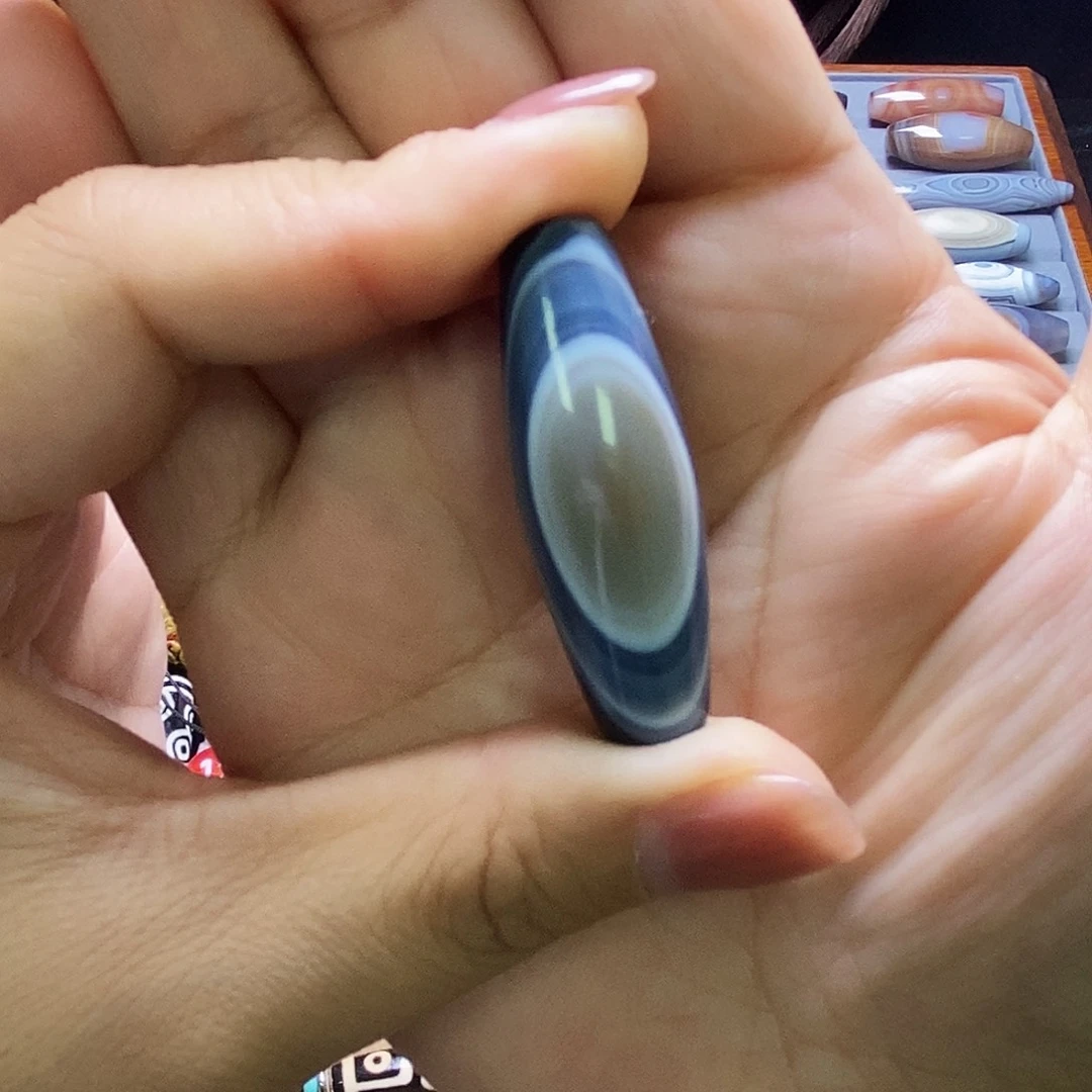 戳***车玛瑙/玉髓未镶嵌颈饰