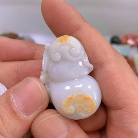 【闪购商品】翡翠颈饰未镶嵌细*翡翠