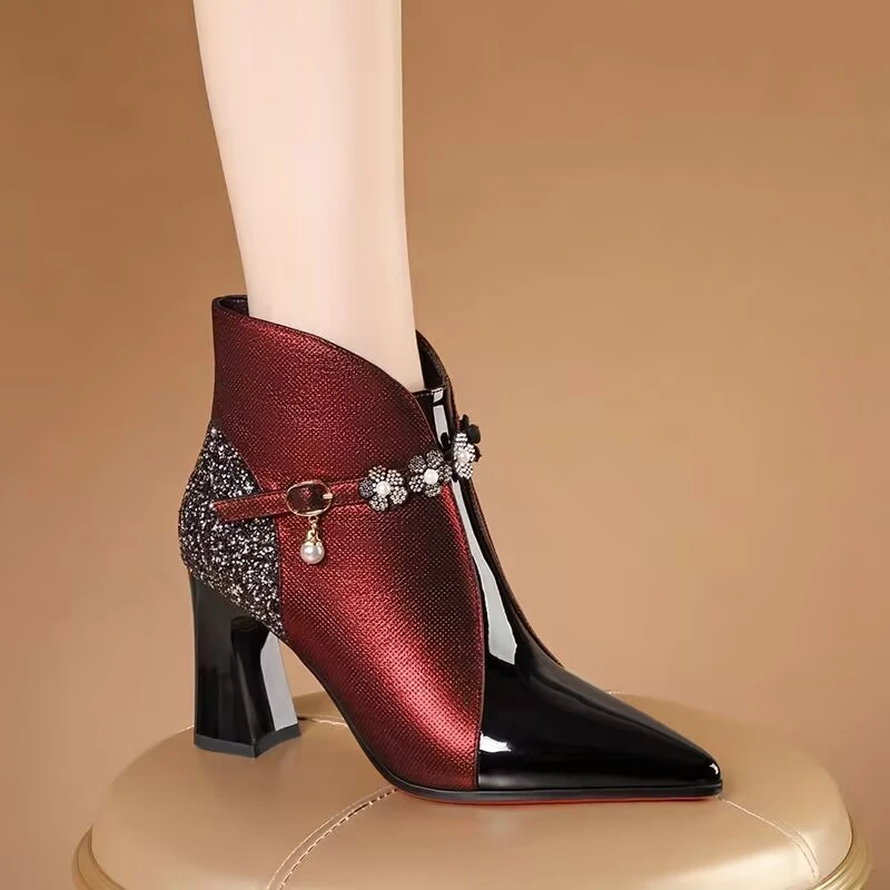 2025新款春秋红色短靴女尖头高跟靴子女靴马丁靴时尚大码女鞋