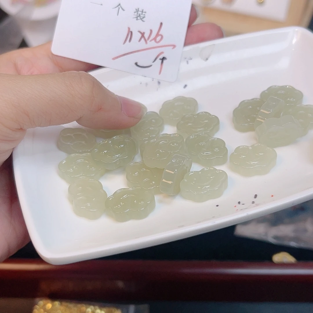 和田玉珠宝半成品未镶嵌25