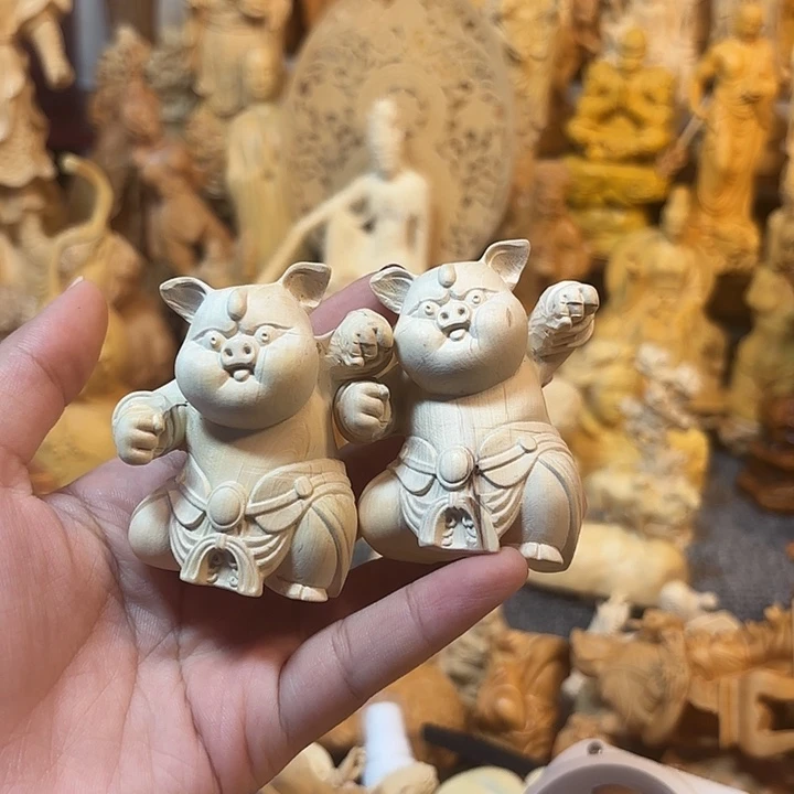 黄杨木黄杨木瑕疵猪