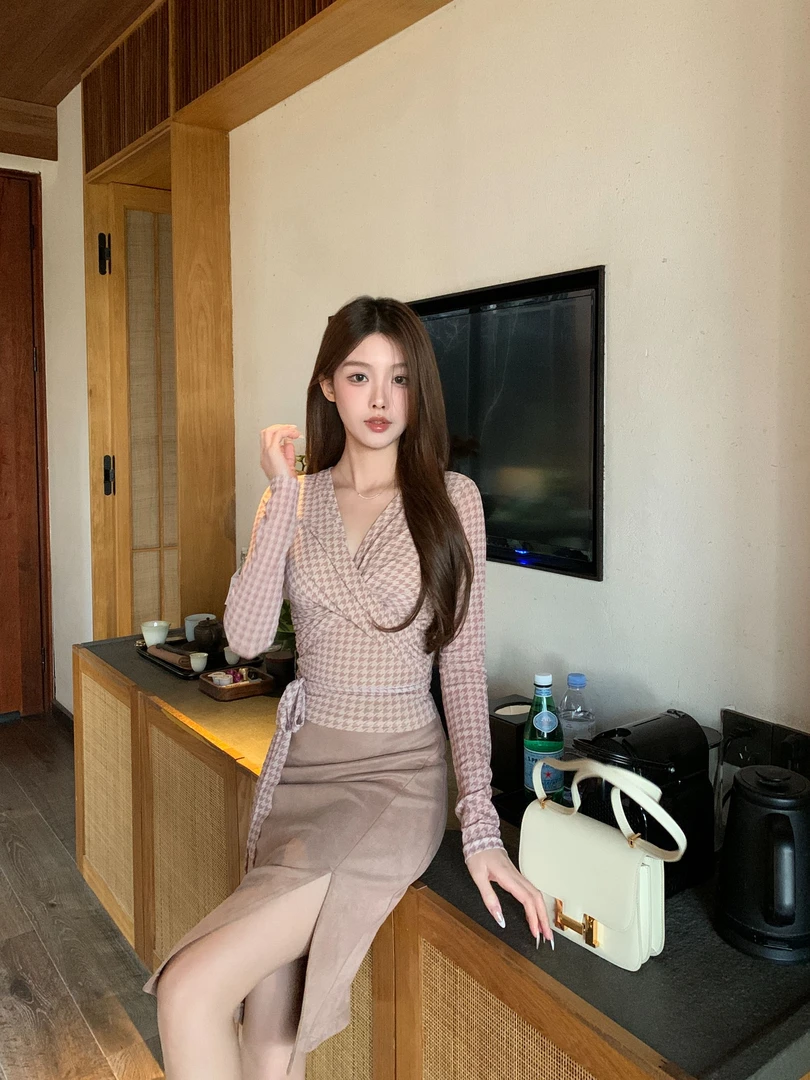 Breezy Z 纯欲性感夏季显瘦裙子气质包臀修身时尚半身裙 BZ4KOQ10