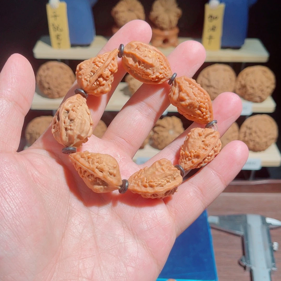 1.8全品麒麟角手串7颗