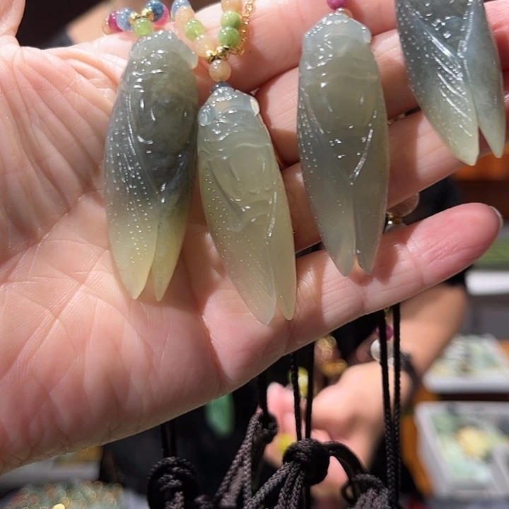 未镶嵌岫玉毛衣链