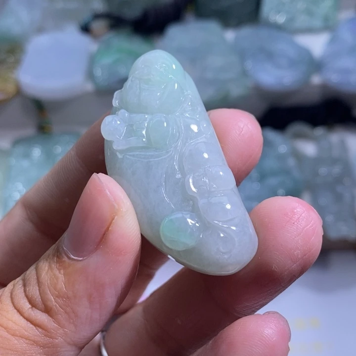 【闪购商品】颈饰未镶嵌翡翠佛