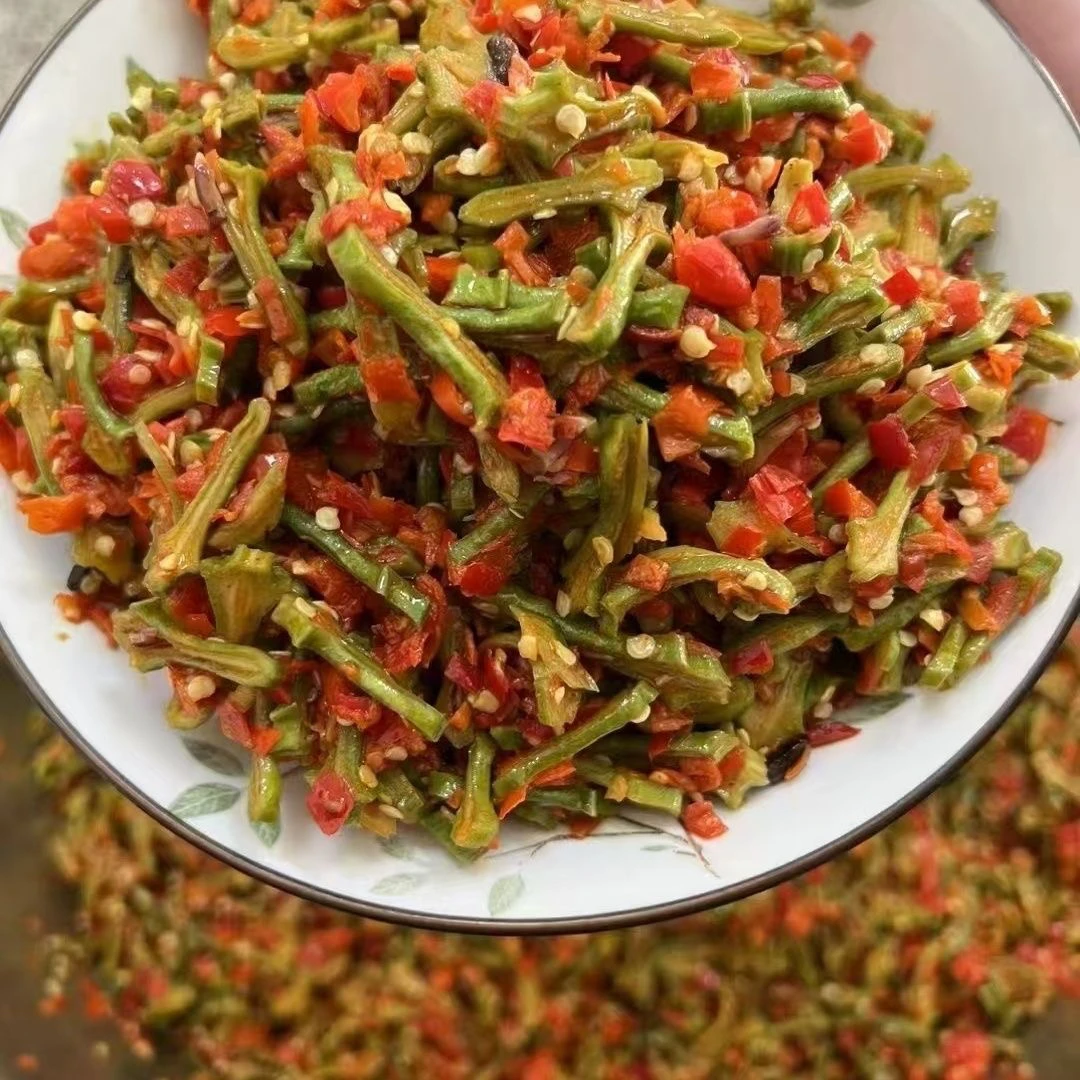 湖南衡阳青红辣椒剁辣椒刀豆好吃爽口下饭自家制作瓶装冰箱保存