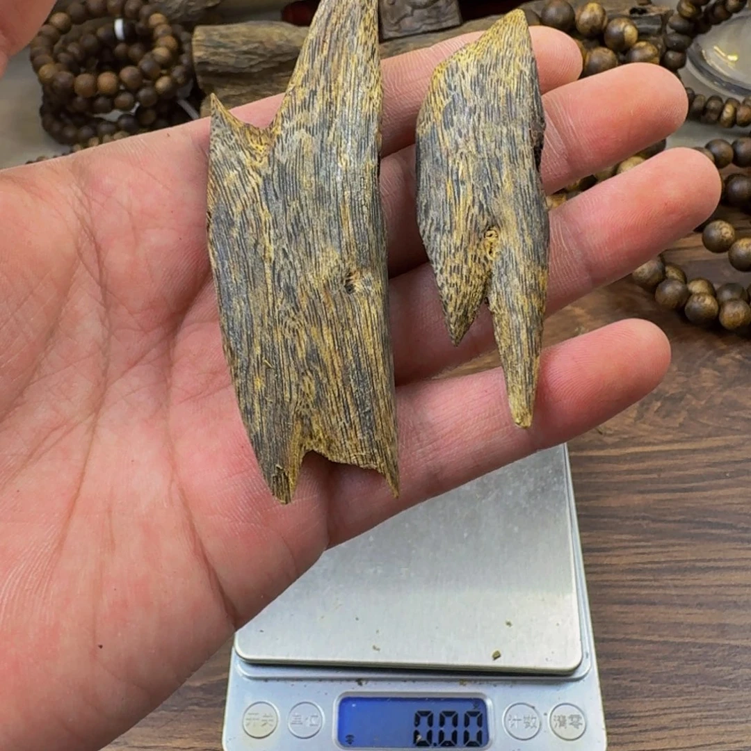 f***l沉香碎屑沉香白露树心油16克➕