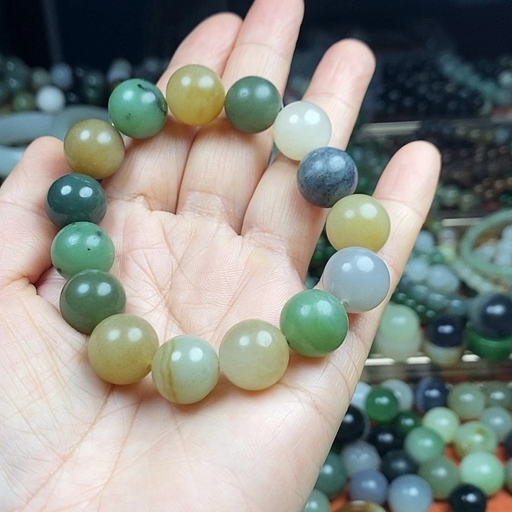 和田玉手串未镶嵌