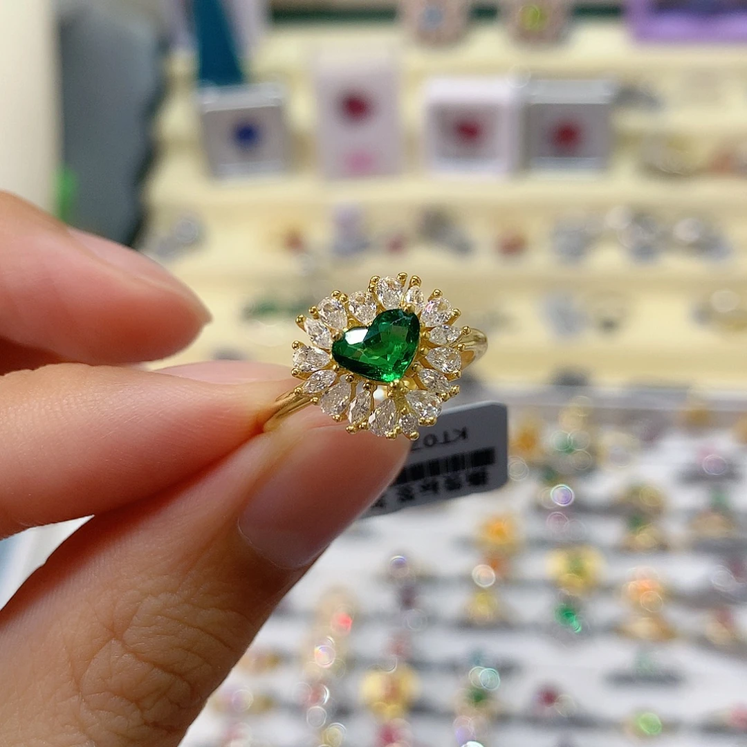 银S925镶嵌石榴石（沙弗莱）戒指戒指