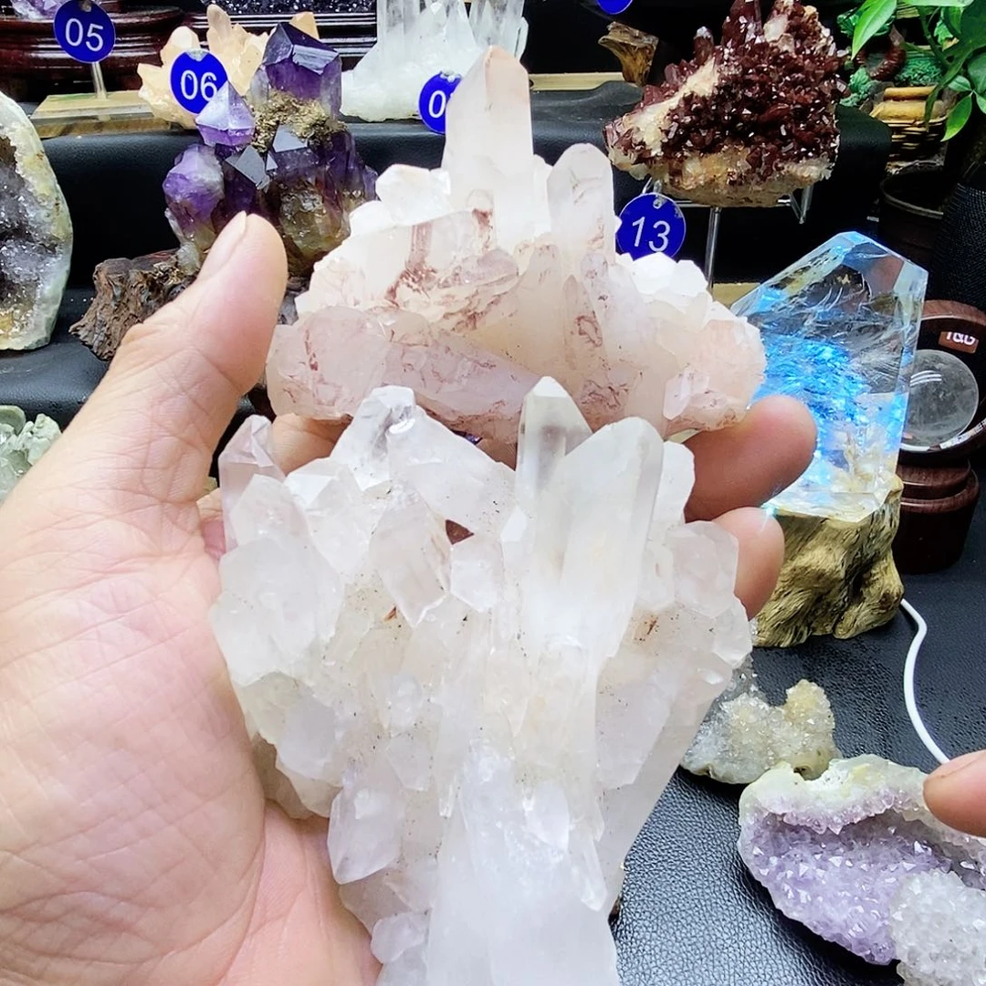 石材水晶簇摆件，