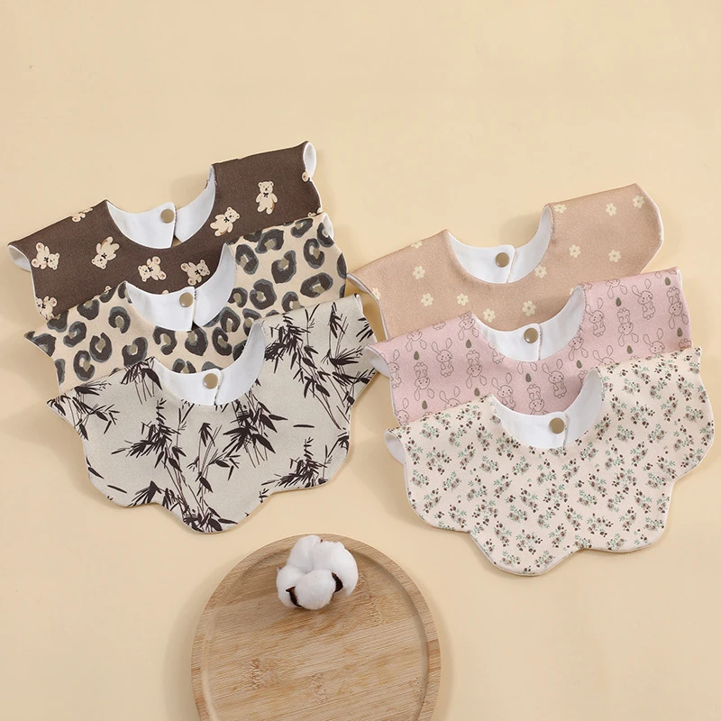 A类新生儿6层纱布透气防水花瓣口水巾卡通印花防吐奶围兜纯棉ins