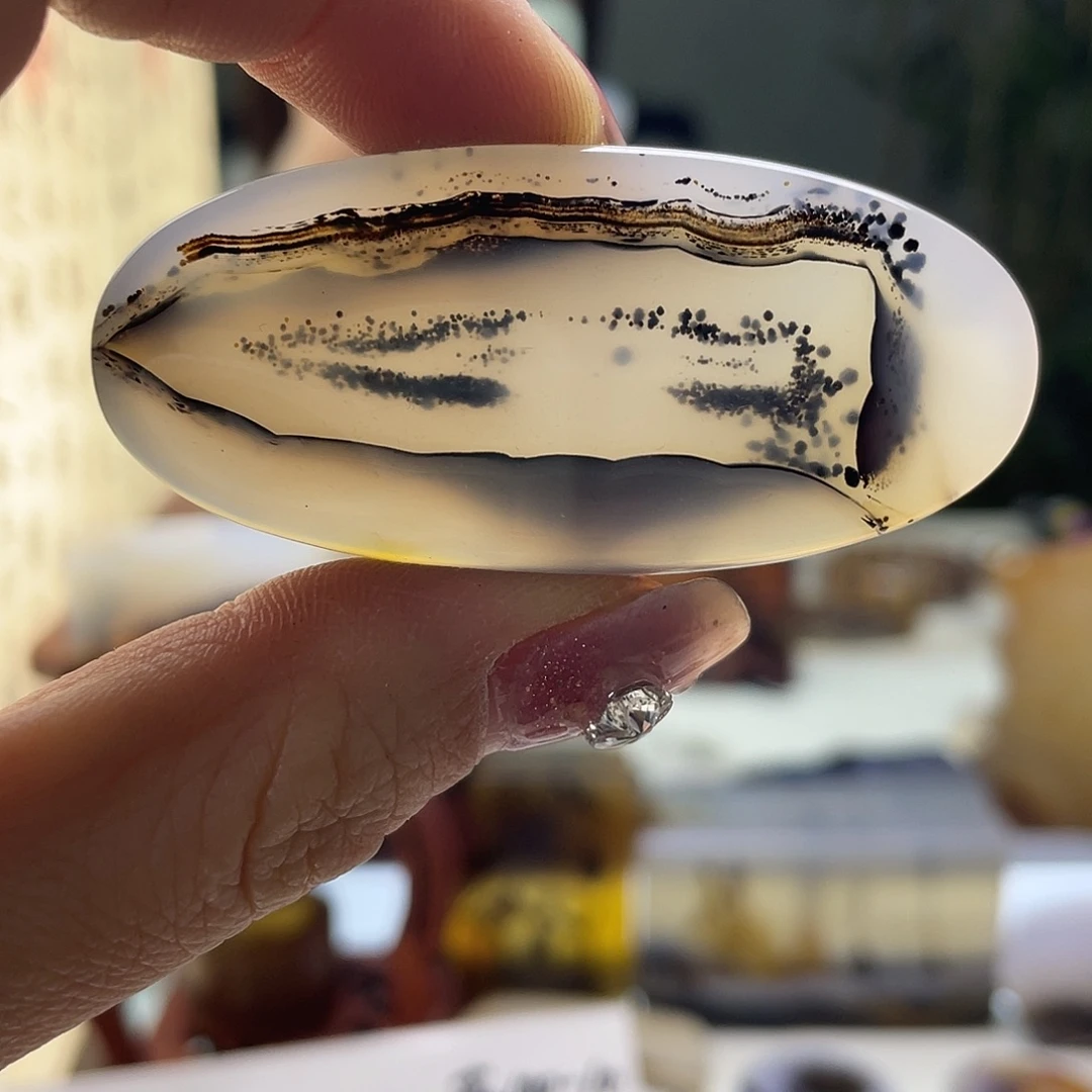 玛瑙/玉髓未镶嵌珠宝奇石