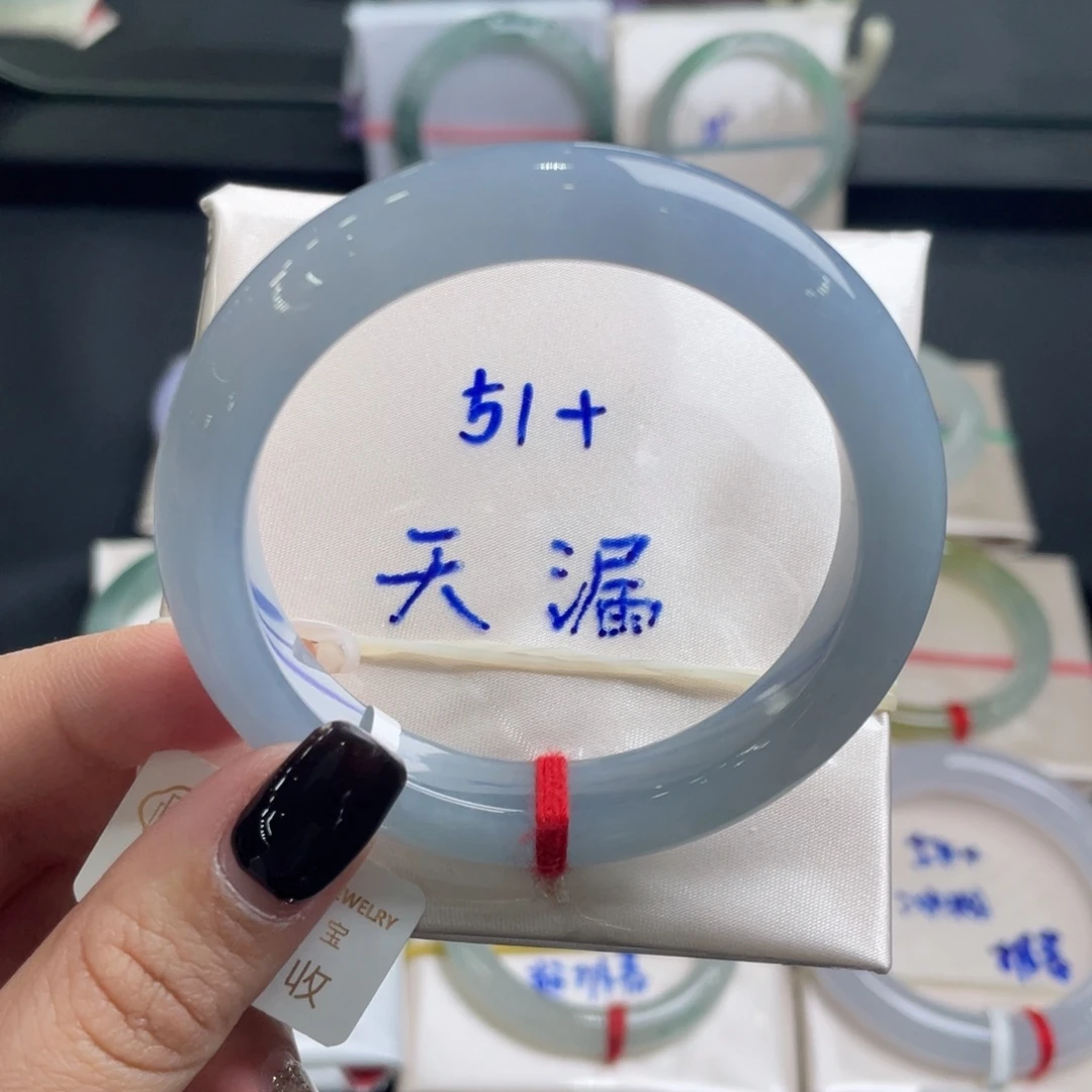 翡翠未镶嵌手镯翡翠手镯