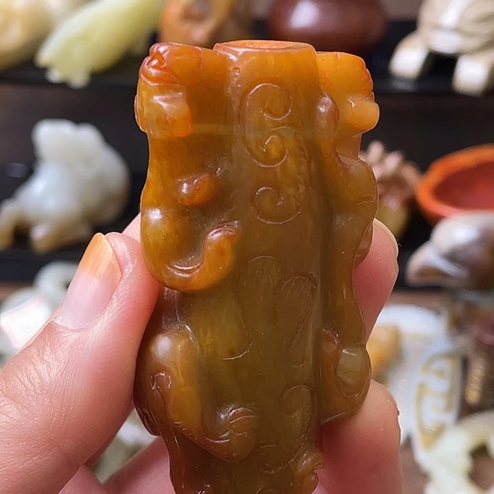 和田玉（糖玉）未镶嵌颈饰