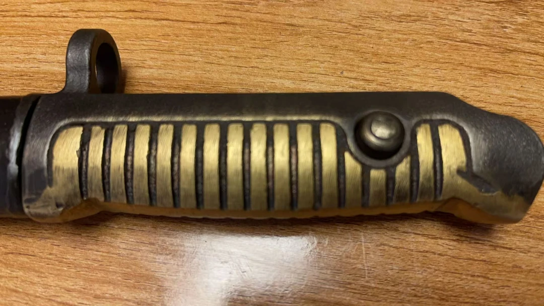 捷克56户外露营多功能组合工具