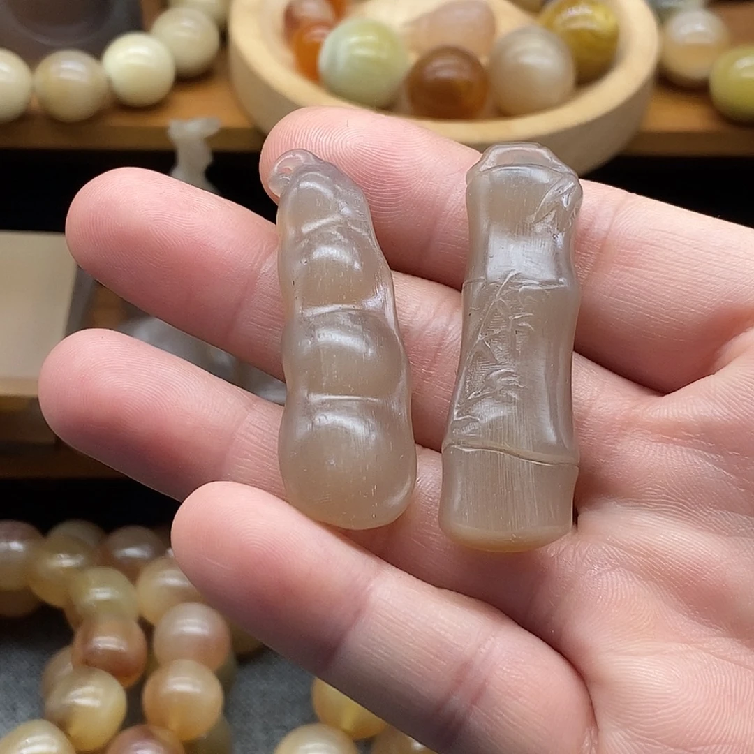 套装一等料白水牛角吊坠福豆➕节节高