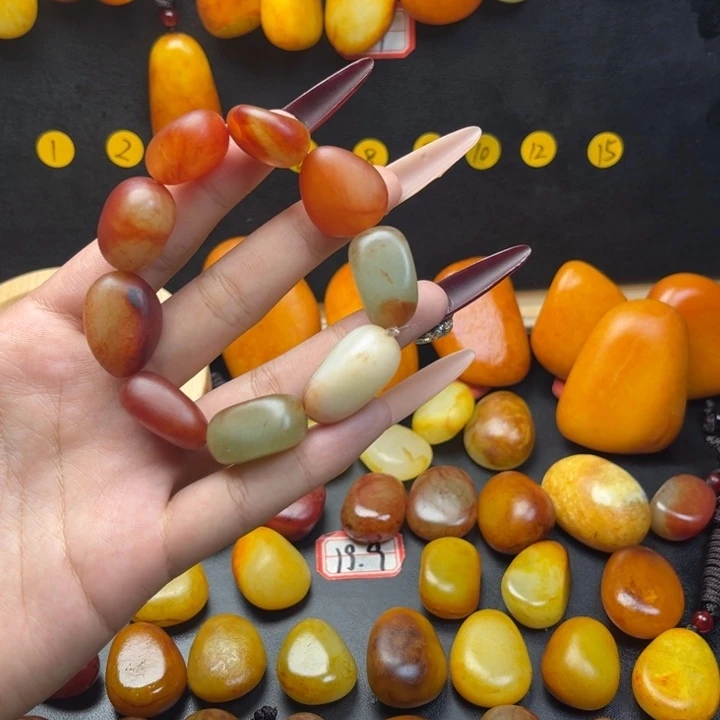 和田玉（糖玉）未镶嵌珠宝半成品