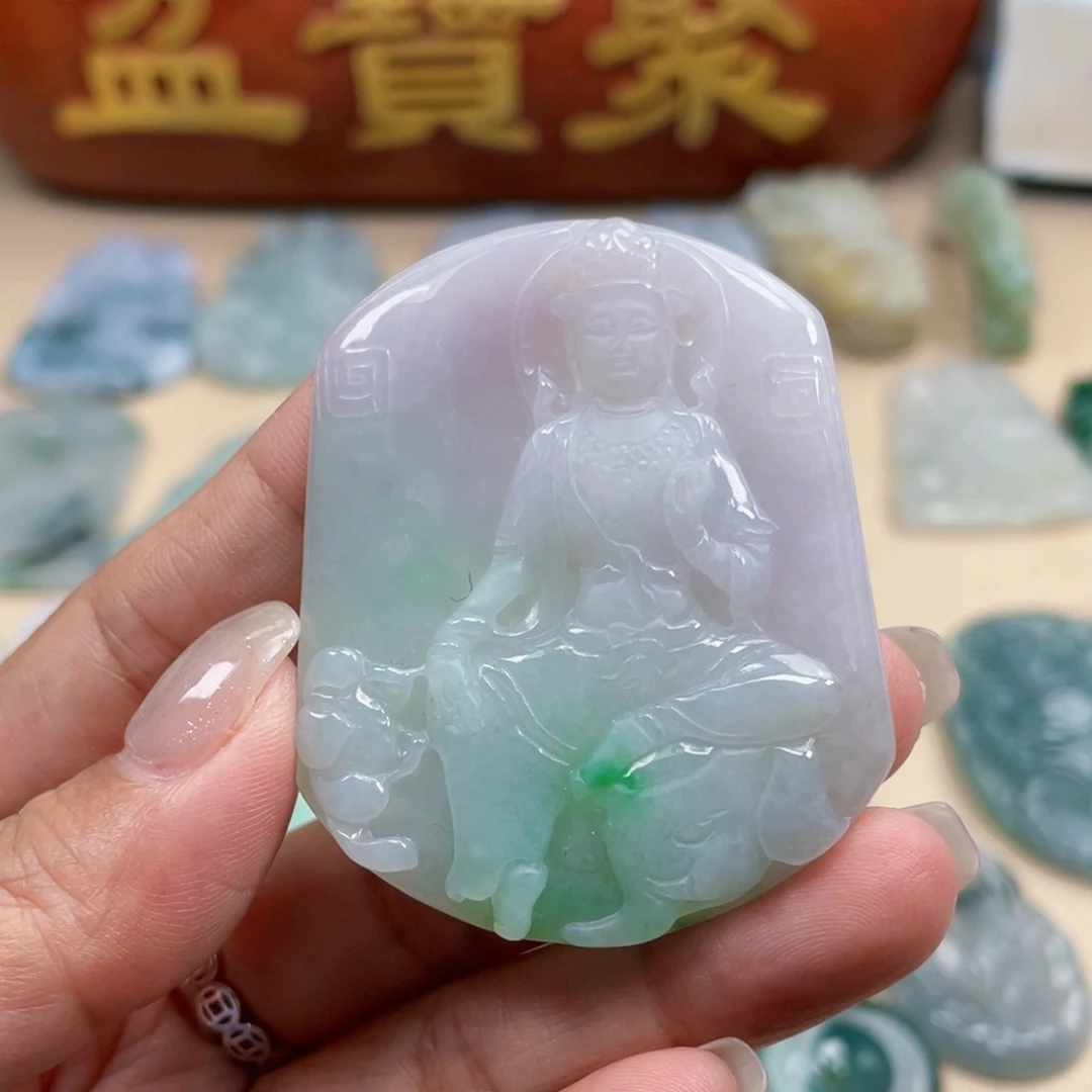 颈饰未镶嵌翡翠普贤