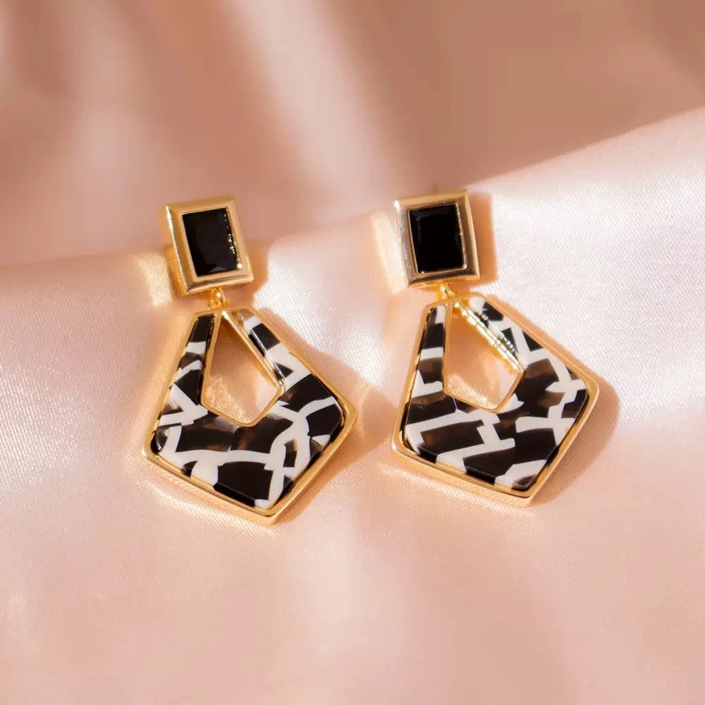 铜合金耳饰 T.Q【黑白格】欧美百搭醋酸棱形耳环