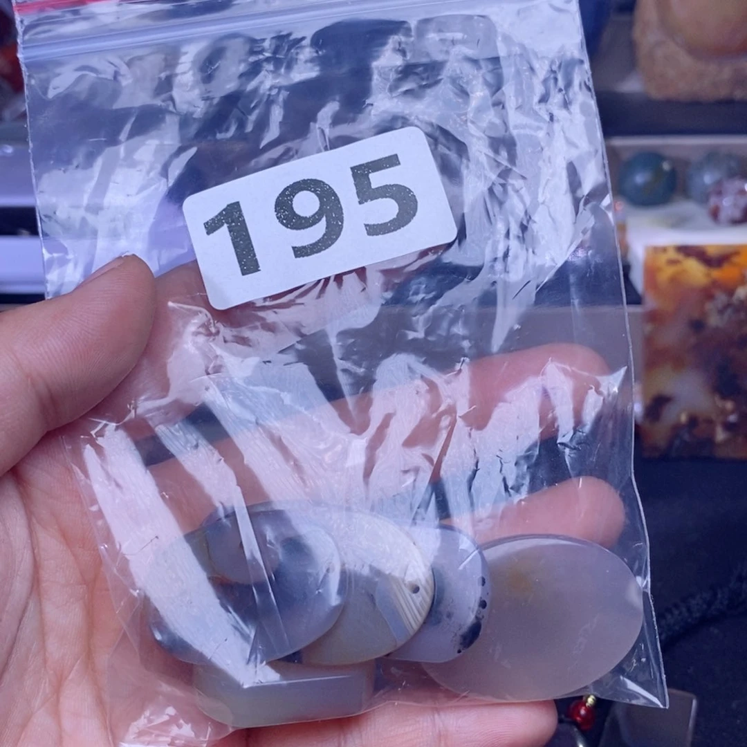 玛瑙/玉髓吊坠(不含链)未镶嵌老****