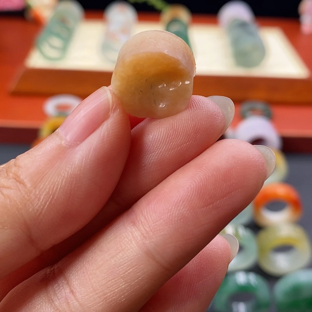 未镶嵌定制翡翠翡翠