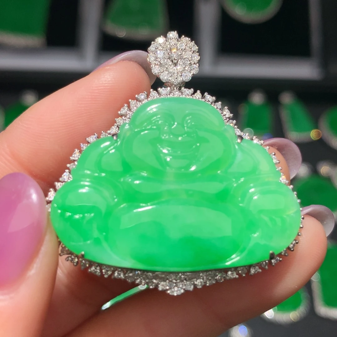 翡翠颈饰18K金镶嵌翡翠