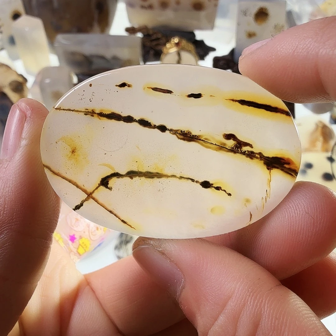 玛瑙/玉髓未镶嵌珠宝半成品