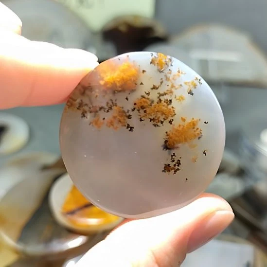 玛瑙/玉髓未镶嵌颈饰丹桂飘香