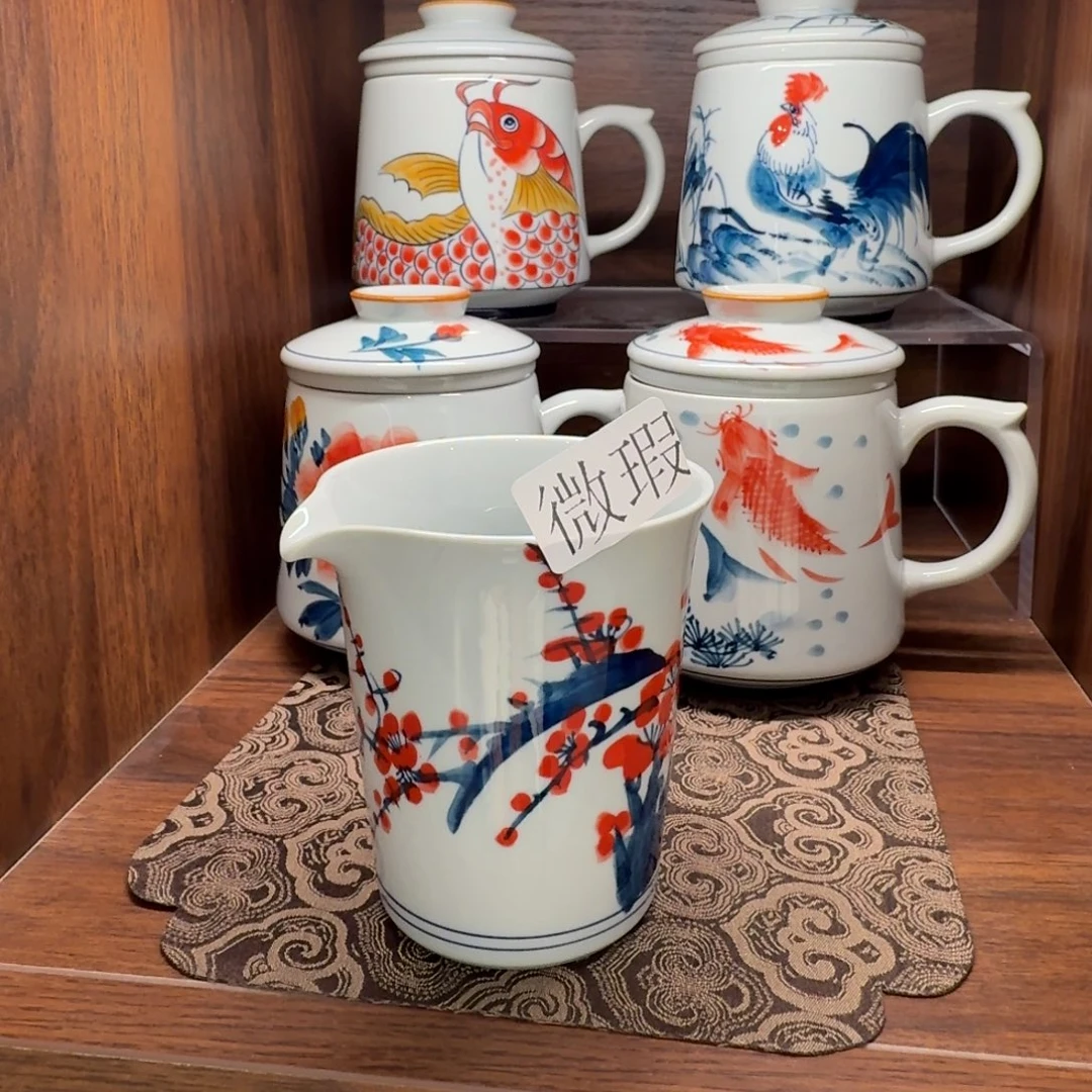 釉下手绘茶具微瑕