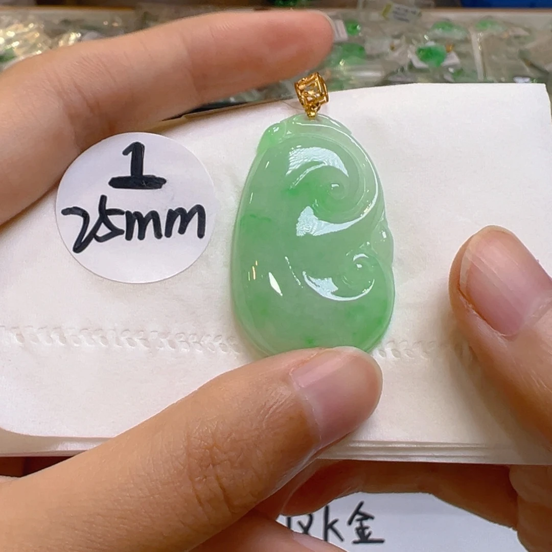 吊坠(不含链)18K金镶嵌翡翠