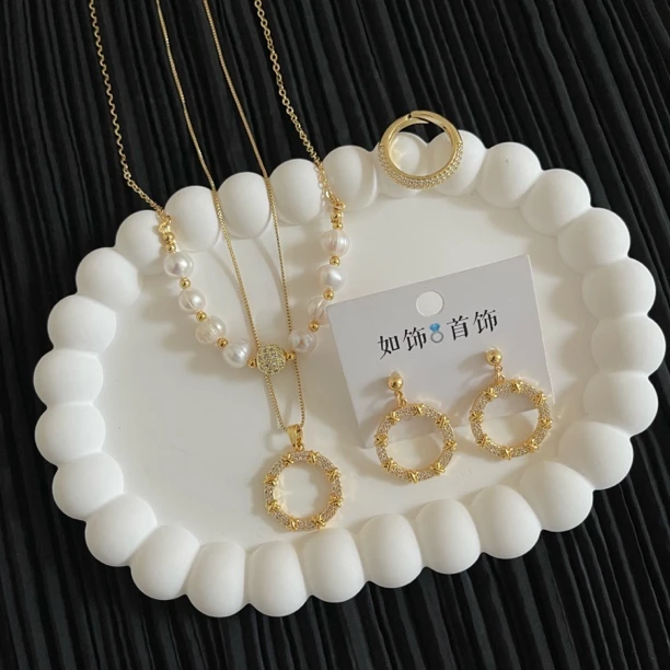 钛钢仿珍珠项链 如饰 新款手工双层叠戴链三件套套装气质项链