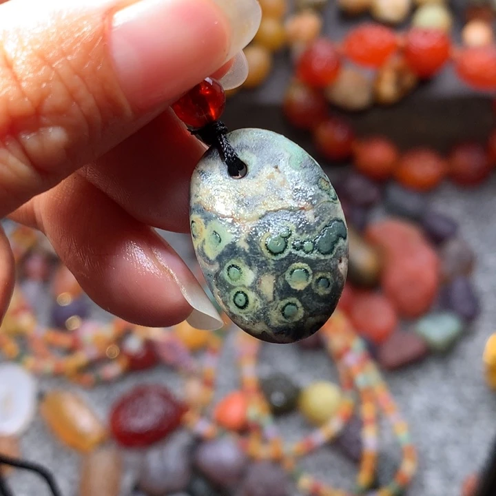 玛瑙/玉髓未镶嵌珠宝半成品